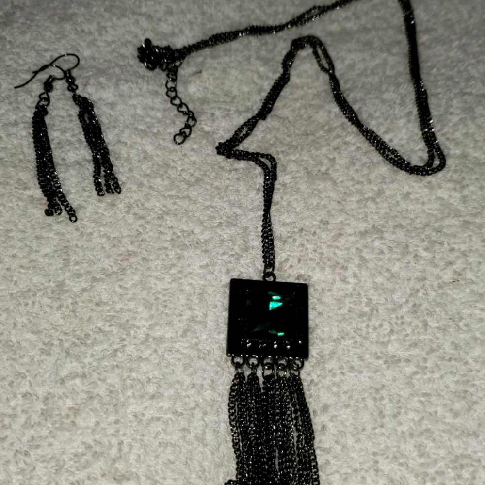 Necklace Set